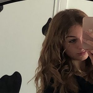 Meet your Posher, Jade